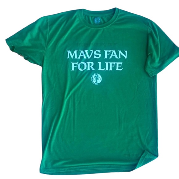 Tops - DALLAS Mavericks 2015 St. Patrick’s Day T-shirt,‎ men’s XL GREEN
